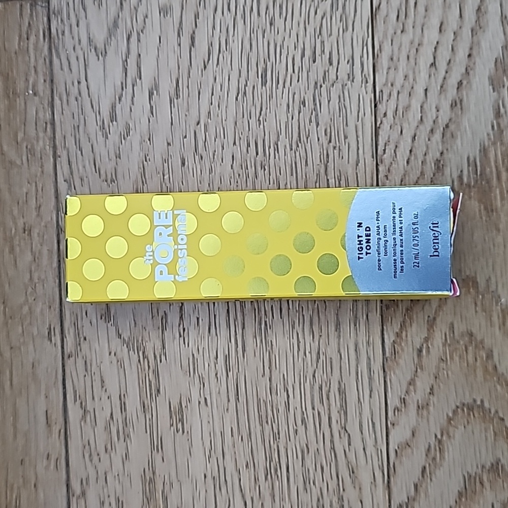 The Porefessional Tight n Toned Foam